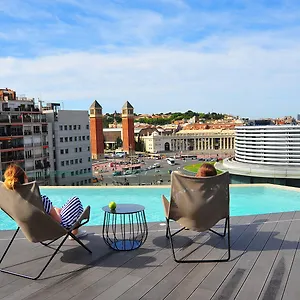 B 3*, Barcellona Spagna