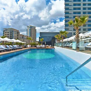 Hilton Diagonal Mar 4*, Barcellona Spagna